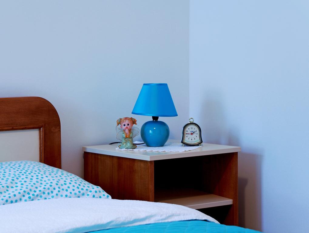 Apartment Ljubica Kastel Gomilica Kaštela Екстериор снимка